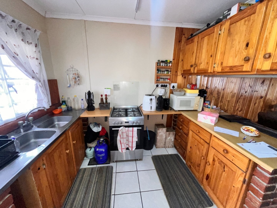 4 Bedroom Property for Sale in C Place Eastern Cape